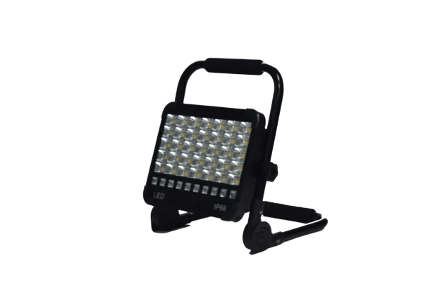 תאורת שטח נטענת 50W מתכווננת Newtec AL4