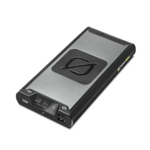 Goal Zero New Sherpa 100PD היא תחנת טעינה ניידת קומפקטית וחזקה עם סוללת ‎94.72Wh‎, המיועדת לטעינת מחשבים ניידים, סמארטפונים, טאבלטים ומכשירים נוספים בדרכים.